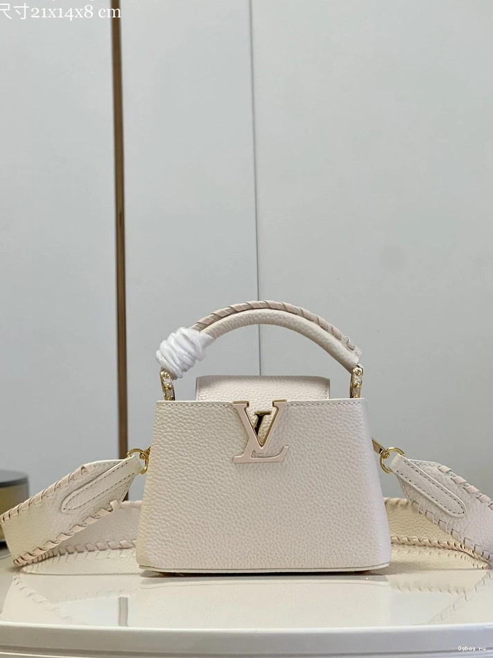 MINI VUITTON CAPUCINES LOUIS 0801